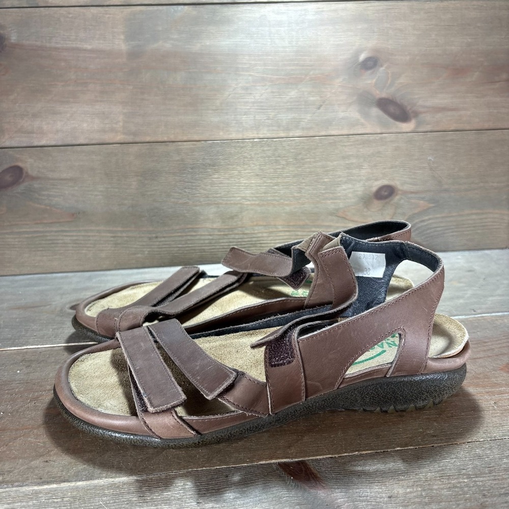 Naot Womens size 38 shoes Brown Leather Adjustable Ankle Strap Comfort sandals